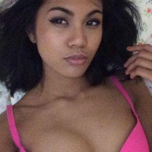 19 ans, nouvelle ici mais pas timide Kenza - rencontre-Beurette-Albi