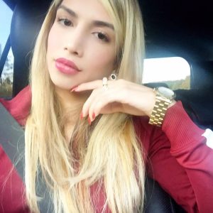 Un mec pour baiser ce soir Chloé - rencontre-Libertine-Montpellier