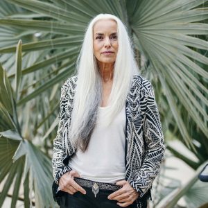 J’ai 65 ans et je suis curieuse d’essayer un gang bang Martine - rencontre-MILF-Fréjus