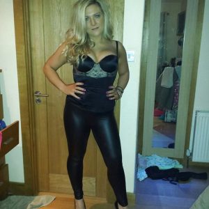 Viens me rejoindre en solo Justine - rencontre-MILF-Marseille